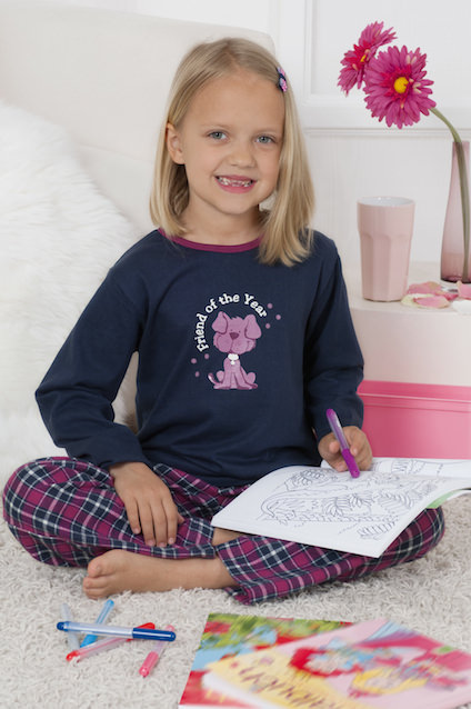 Girl`s Pyjama with plaid flannel-trousers, shirt with cute pet-print